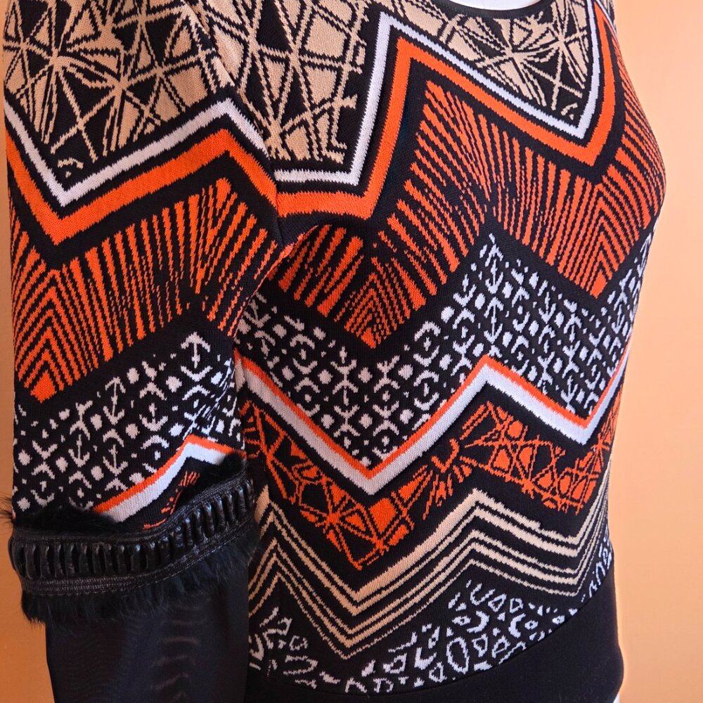 Sweater - Picture 5 of 6